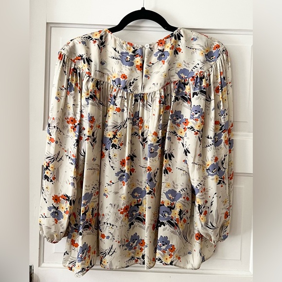 The Great Floral Top - Picture 4 of 4